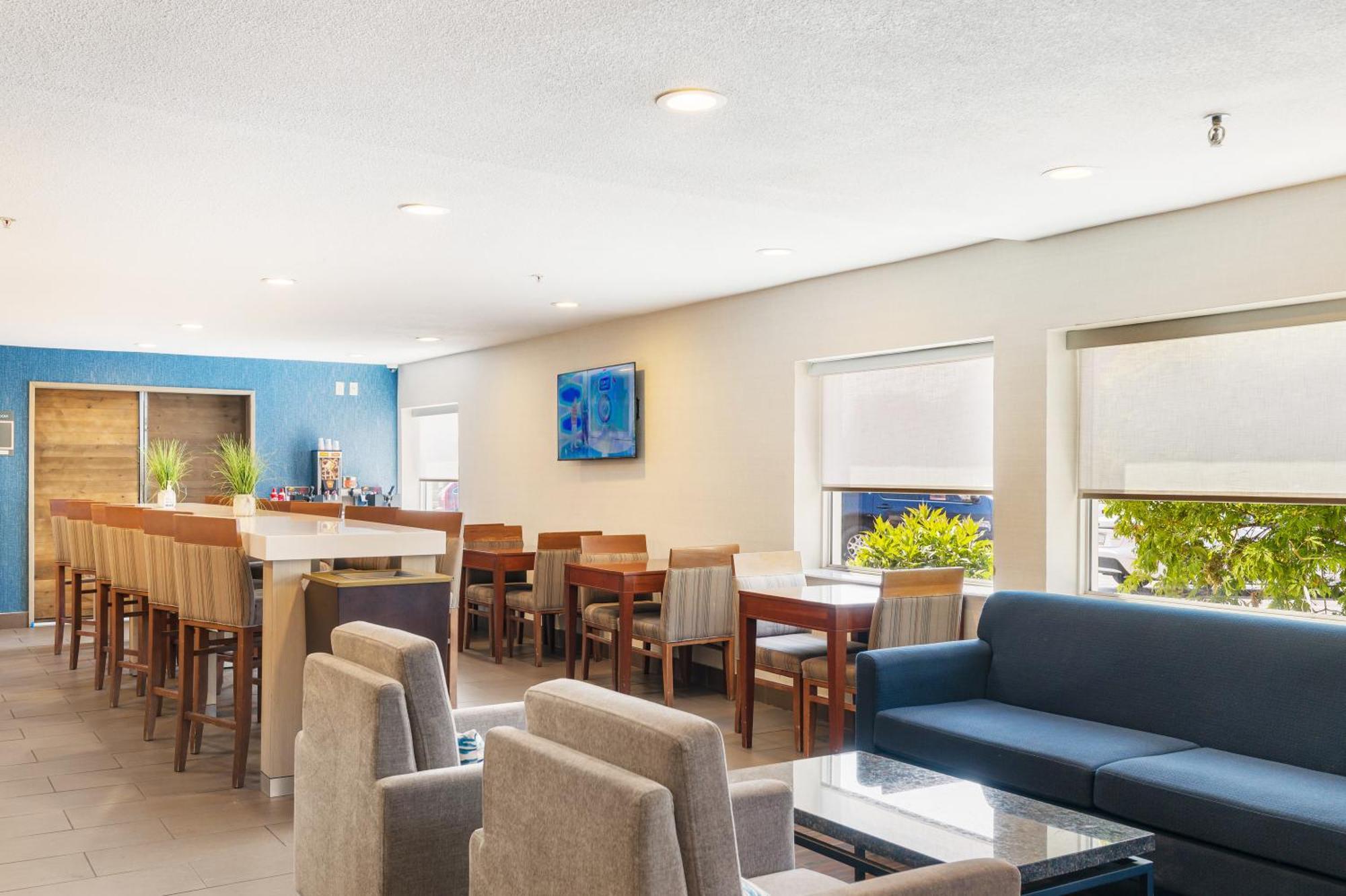 Comfort Inn Mayfield Heights Cleveland East Exteriér fotografie