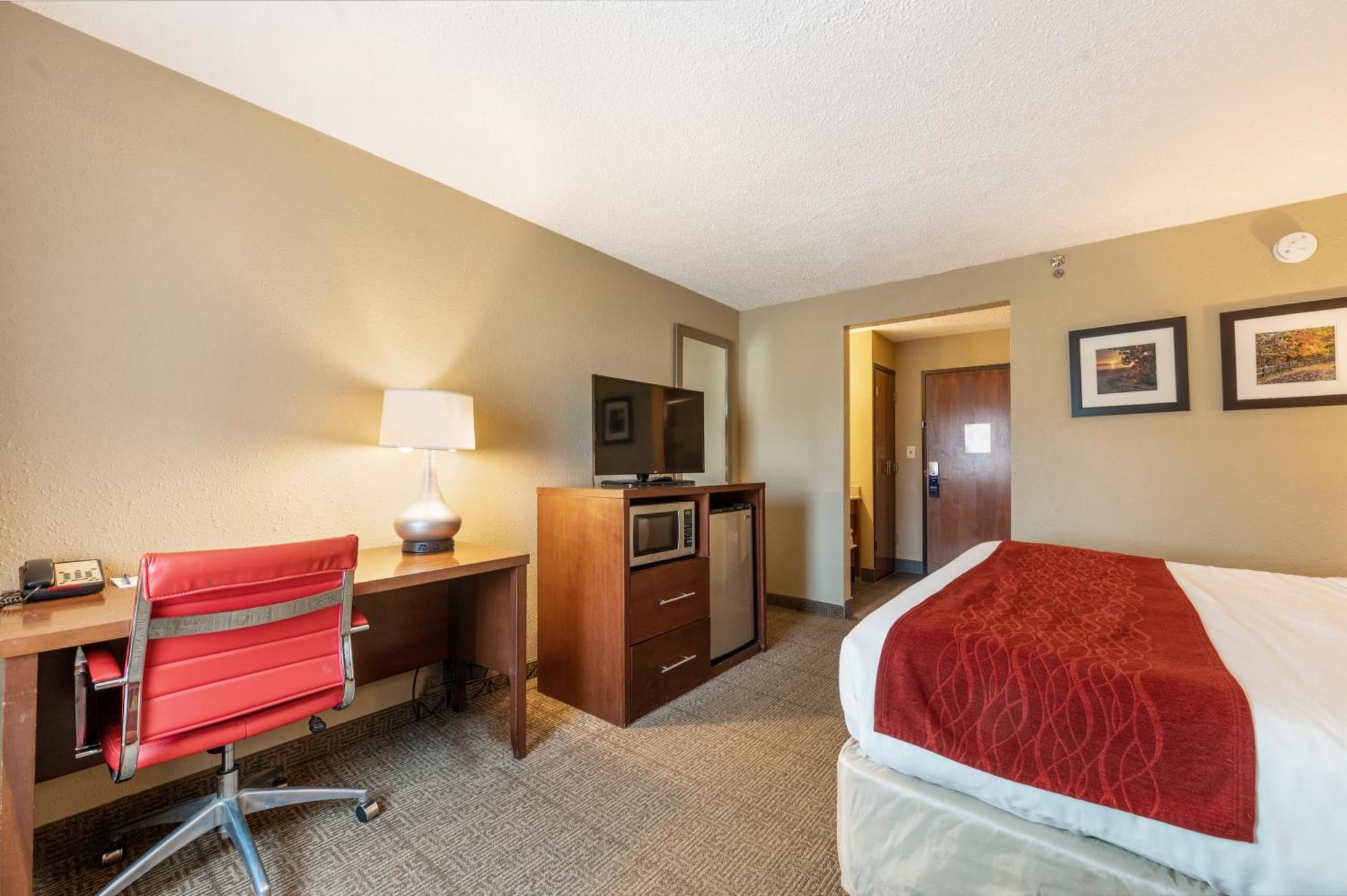 Comfort Inn Mayfield Heights Cleveland East Exteriér fotografie