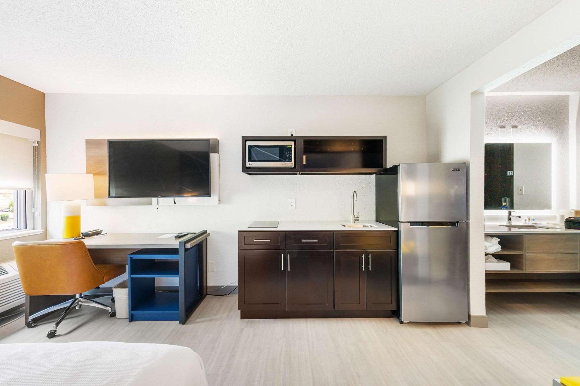 Comfort Inn Mayfield Heights Cleveland East Exteriér fotografie